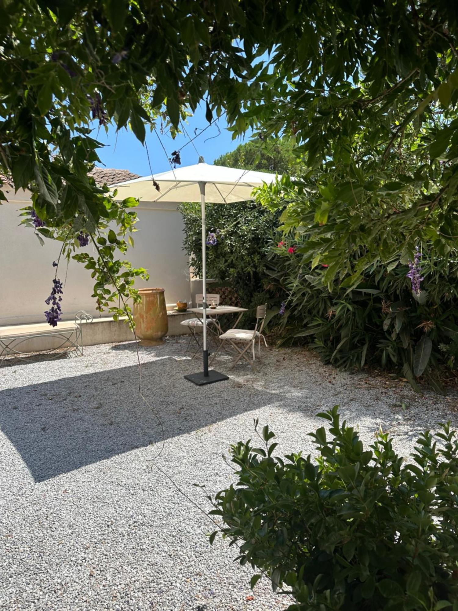 La Glycine Tropezienne Saint Tropez Exteriér fotografie